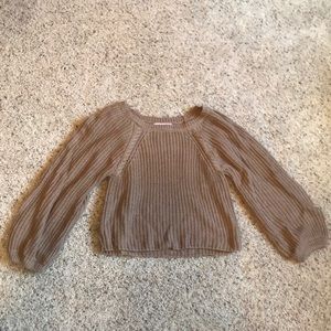 Bell sleeved beige cropped sweater